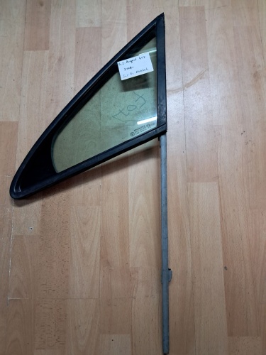 Peugeot 407 Sol Ön Kelebek Camı 2004- (Stok Kodu: Pe-2)
