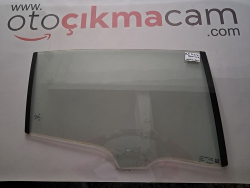 Porsche Panamera Sağ Arka Kapı Camı (Stok Kodu: Po-7 ) 