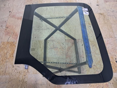 Renault Master Arka Sağ Kapak Camı (Stok Kodu: Re-48)