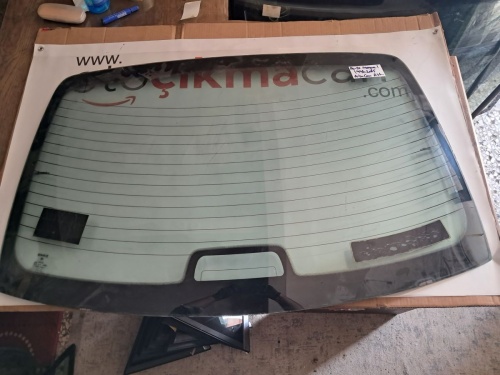 Renault Megane-1 1996-2001 Arka Cam (Stok Kodu: Re-110)