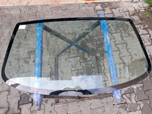 Seat	Leon	2000-2005	Sol Arka Kelebek Camı	(Stok Kodu:	Se-24)