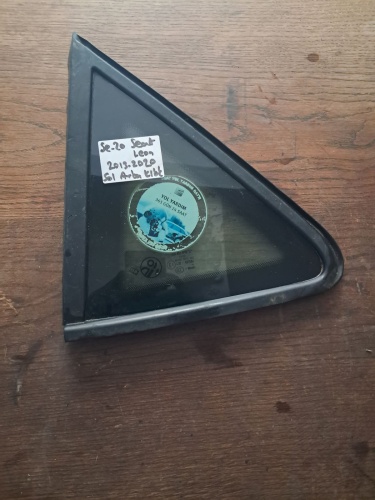 Seat	Leon	2013-2020	Sol Arka Kelebek Camı	(Stok Kodu:	Se-21)