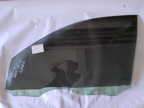 Skoda 	Fabia	2006	Sol Ön Kapı Camı	(Stok Kodu:	A-306)