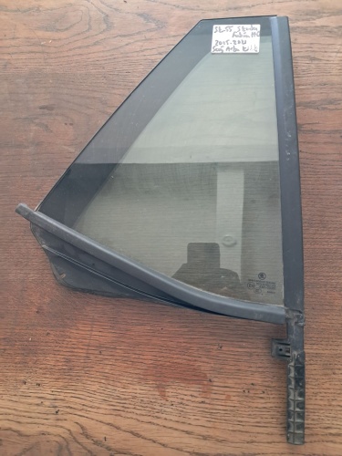 Skoda Fabia HB 2015-2021 Sağ Arka Kelebek Camı (Stok Kodu: Sk-55)