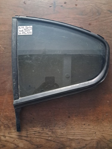 Skoda Octavia 2004-2010 Sol Arka Kelebek Camı (Stok Kodu: Sk-26)