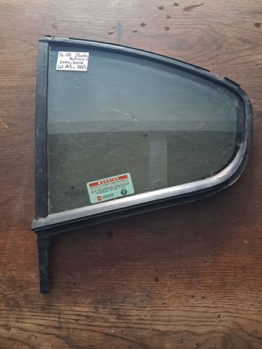 Skoda Octavia 2004-2010 Sol Arka Kelebek Camı (Stok Kodu: Sk-28)