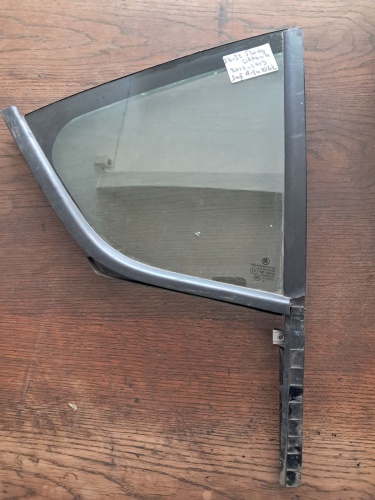 Skoda Octavia 2012-2019 Sağ Arka Kelebek Camı (Stok Kodu: Sk-32)