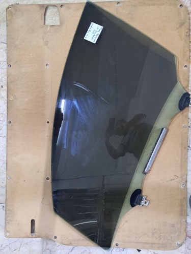 Toyota 	Auris Sol Ön Kapı Camı 2007-2012 (Stok Kodu: To-10)