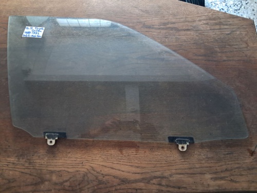 Toyota Corolla 1988-1992 Sağ Ön Kapı Camı (Stok Kodu: To-55)