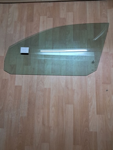 Volkswagen	Bora Sol Ön Kapı Camı (2006-2010)