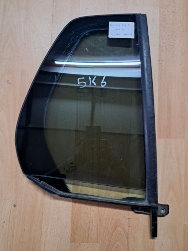 Volkswagen	Golf - 6	Sağ Arka Kelebek Camı (2006-2012)