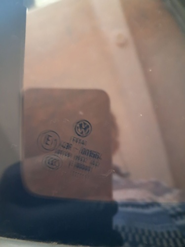 Volkswagen 	Polo	2009-2017	Sol Arka Kelebek Camı 	(Stok Kodu:	VW-71)