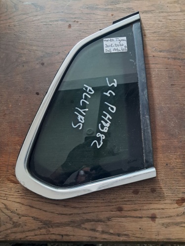 Volkswagen Tiguan Sağ Arka Kelebek Camı (Stok Kodu: VW-87)