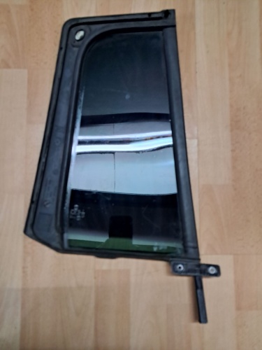 Volkswagen	Tiguan Sol Arka Kelebek Camı (2015-21)